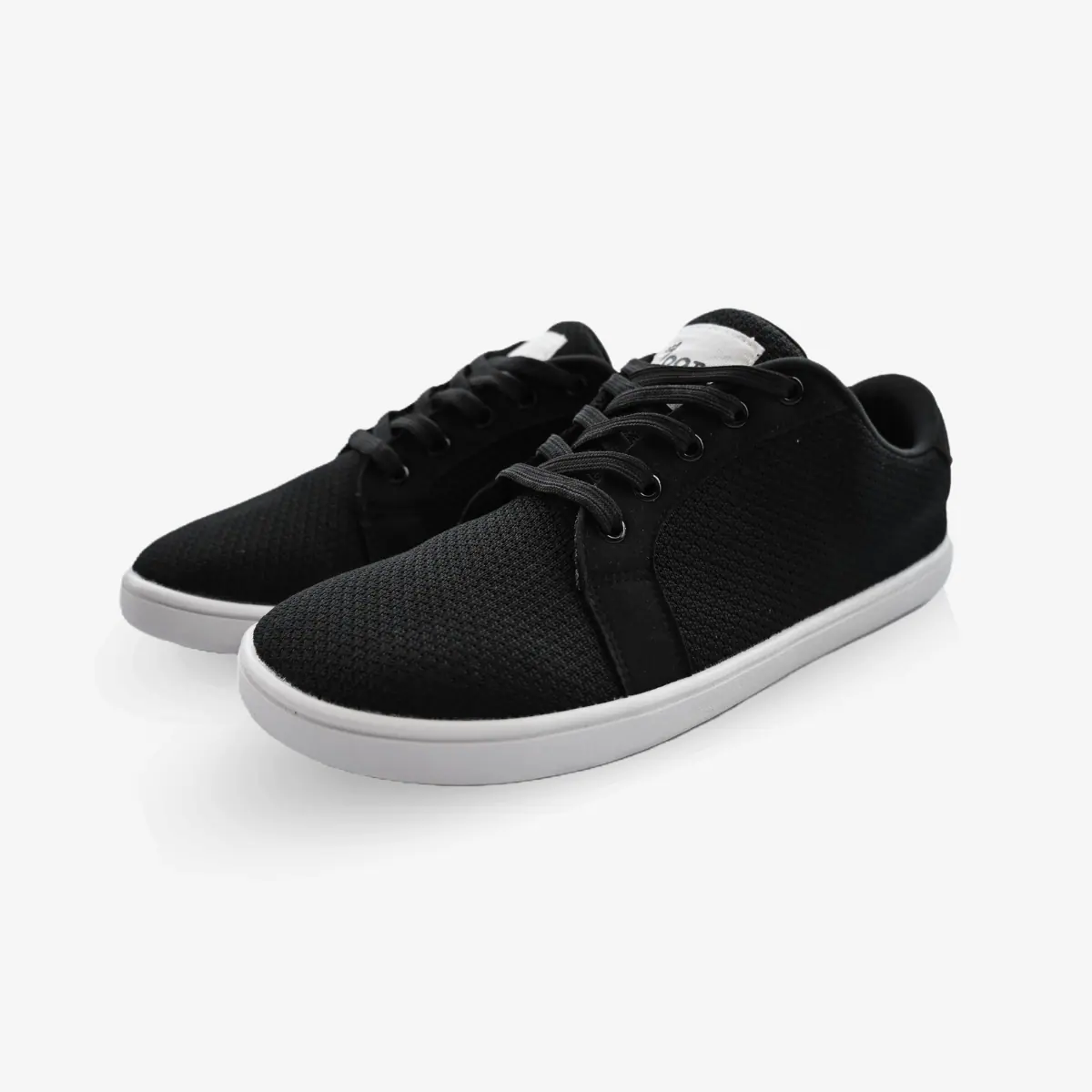 Кроссовки Roots Casual — чёрные — фото 1 из 7